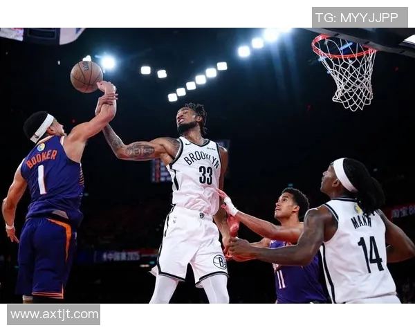 克拉克斯顿跻身篮网历史,单季多次三双第二中锋 克拉克斯顿跻身篮网历史,单季多次三双第二中锋